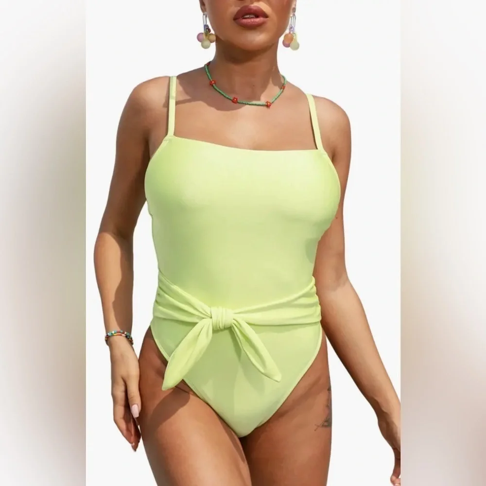 NWT Cupshe Size M Romantic Garden Square‎ Neck One-Piece Swimsuit Green